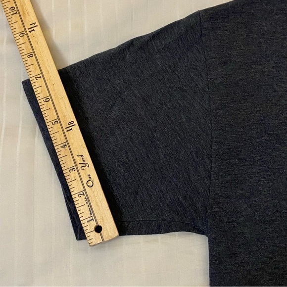 Volcom gray comfy relaxed t-shirt sz L 50/50 cotton/polyester - Picture 6 of 11